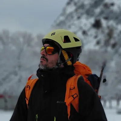 Armando Valdés - certified mountain guide based in Spain