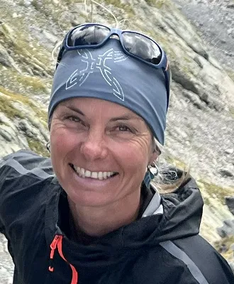 Sarah Kleinknecht - certified mountain guide based in Switzerland