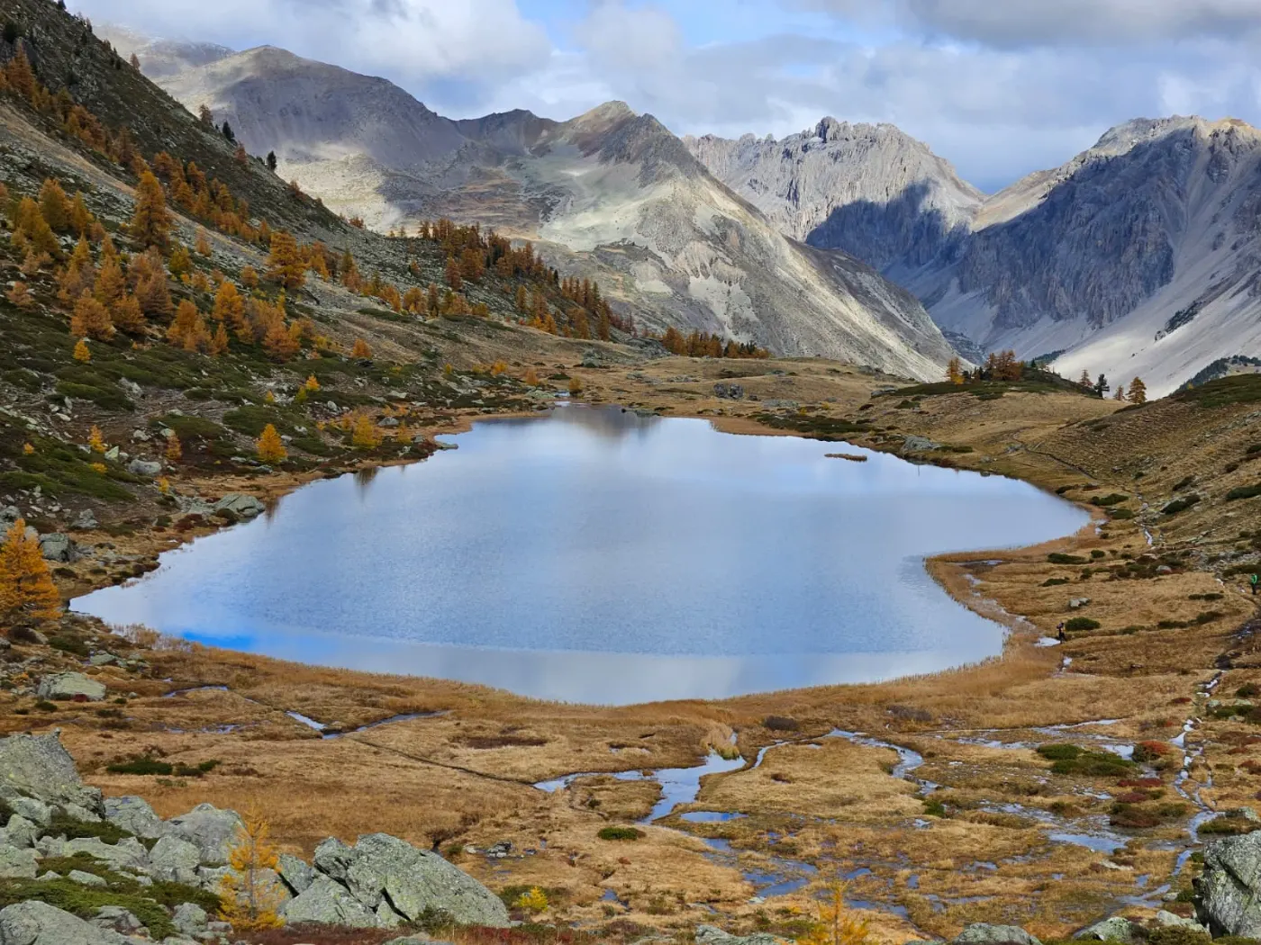 4-Day Mont Avic Trek: Glacial Lakes & Refuges | Aosta Valley - guided hiking tour in italy-aostavalley-parconaturalemontavic