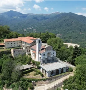 Sacro Monte di Belmonte Loop Hike – Nature, Art and History - guided hiking tour in italy-alpigraie-canavese