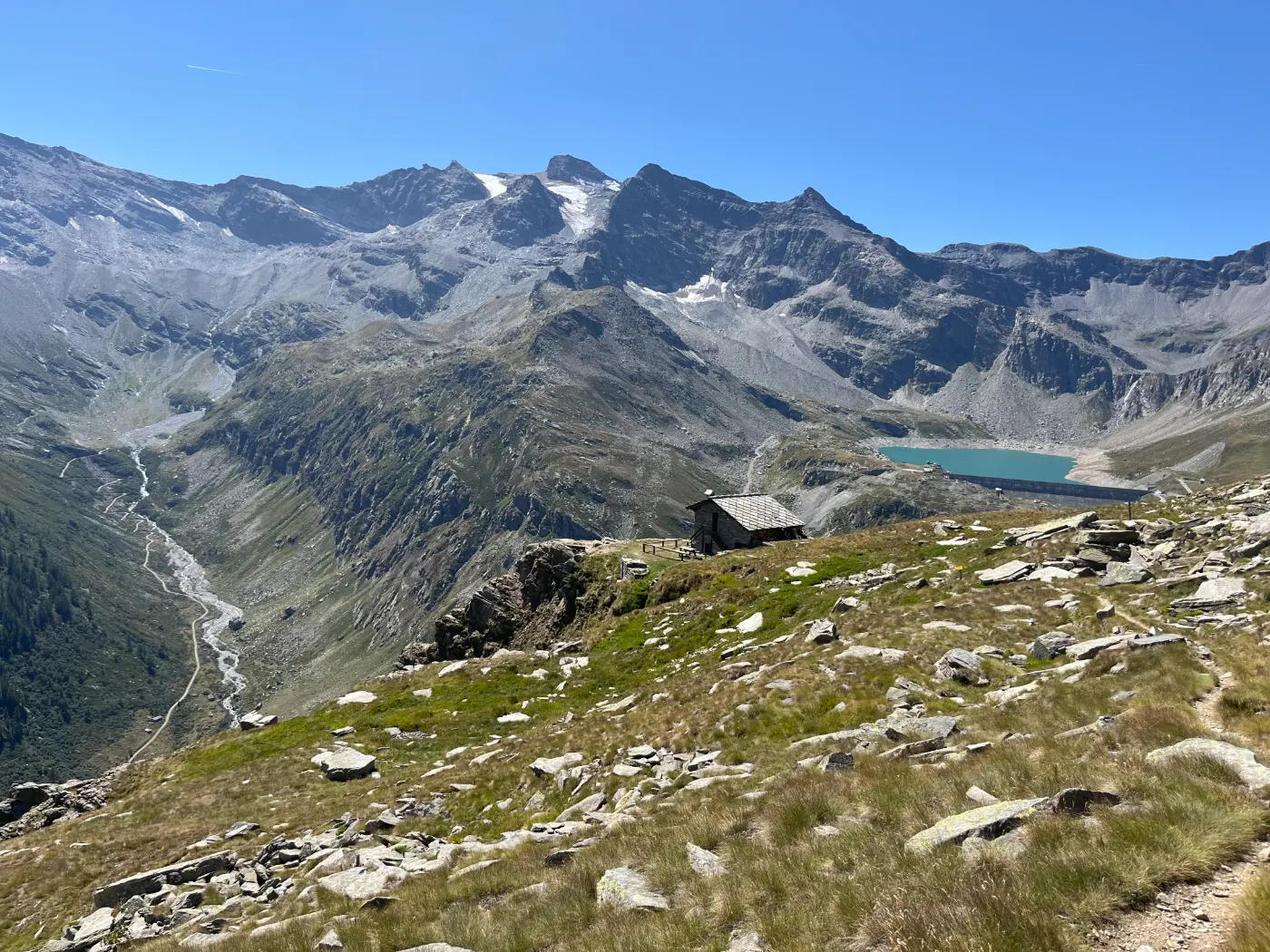 Royal Hunting Trails | Gran Paradiso | Moderate Day Hike - guided hiking tour in italy-alpigraie-canavese