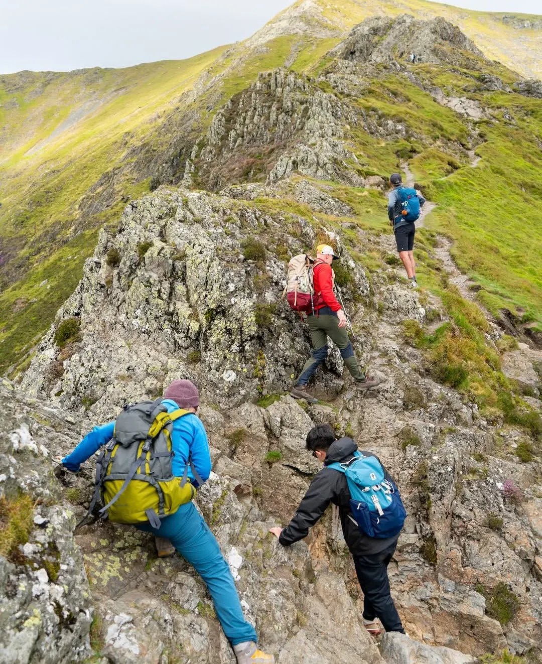 Blencathra Challenge - Halls Fell Ridge and Sharp Edge - guided hiking tour in unitedkingdom-england-lakedistrict