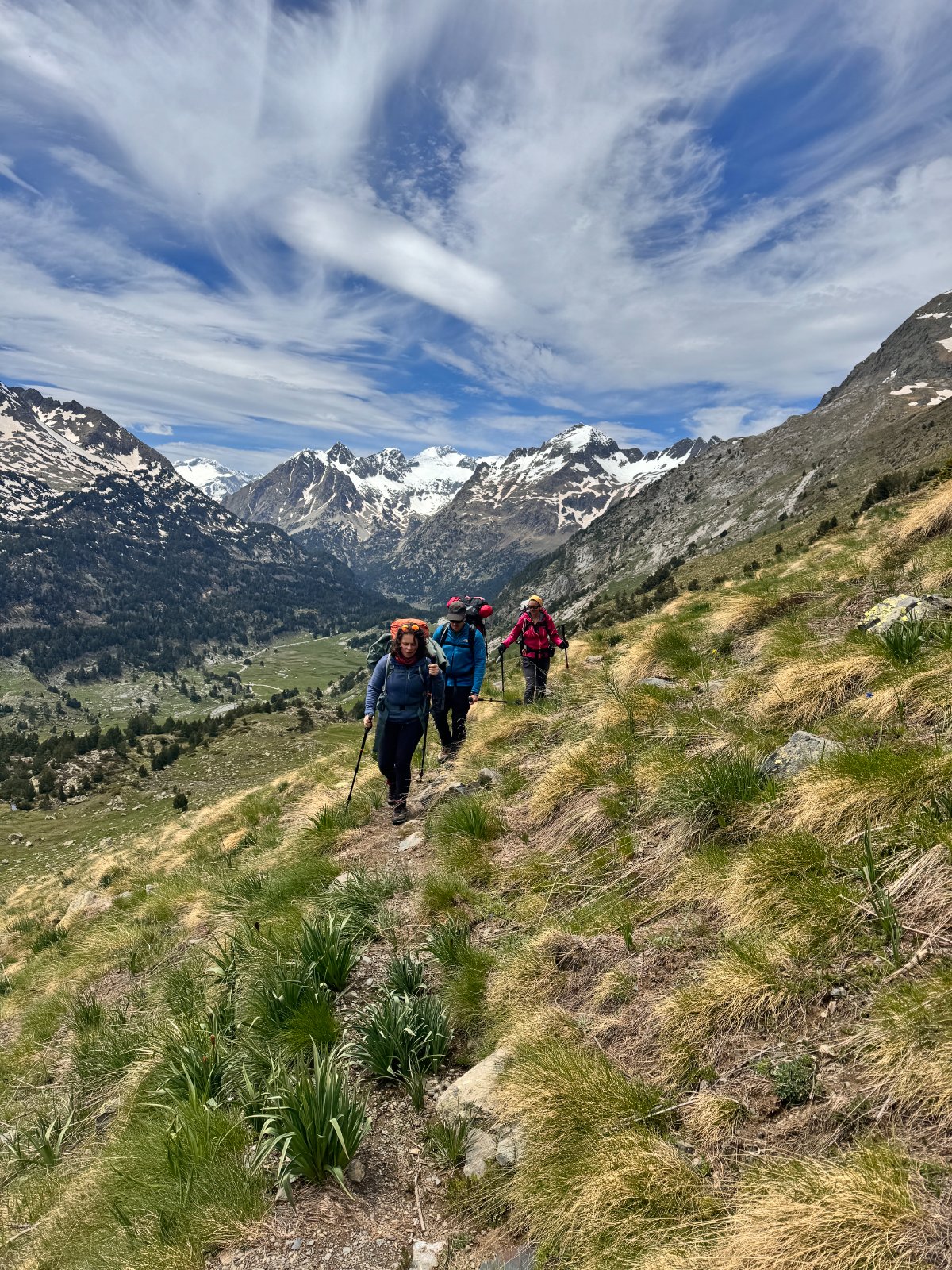 How to create a hiking tour that people want to book
